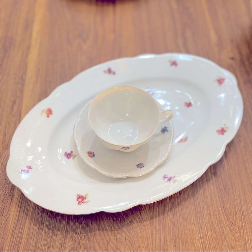White Floral Vintage Tea Set